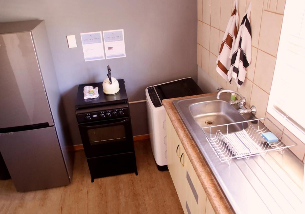 Modern Farm Apartamento Lichtenburg Exterior foto